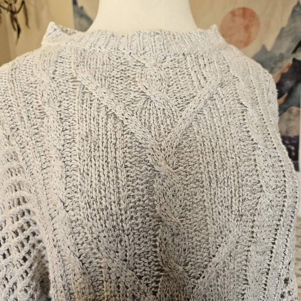 Brandy Melville Cream Gray Cable Knit Sweater One Size Italy Slouchy Cozy - Picture 9 of 10